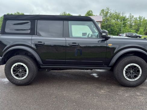 Used 2023 Ford Bronco Badlands w/ Sasquatch Package AWD/4WD image 5