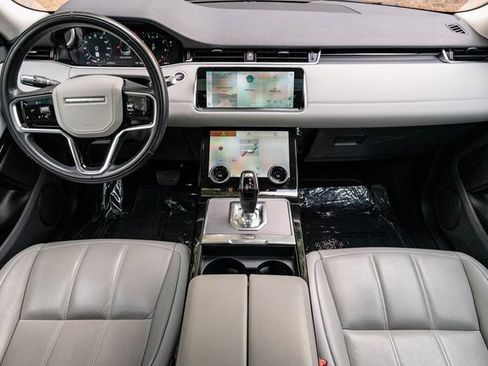 Used 2021 Land Rover Range Rover Evoque SE image 16