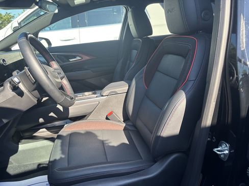 Used 2024 Chevrolet Equinox EV RS image 12