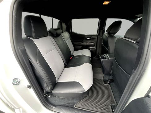 Used 2023 Toyota Tacoma TRD Off-Road AWD/4WD image 26