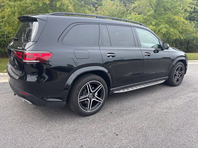 Used 2022 Mercedes-Benz GLS 450 4MATIC image 2