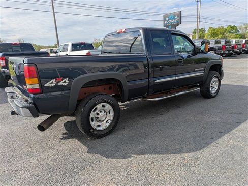 Used 2006 GMC Sierra 2500 SLE w/ Snow Plow Prep Package AWD/4WD image 6