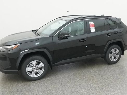 New 2025 Toyota RAV4 XLE image 35