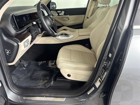 Certified 2025 Mercedes-Benz GLE 350 4MATIC image 9
