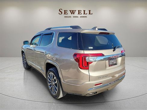 Certified 2022 GMC Acadia Denali w/ Denali Ultimate Package image 3