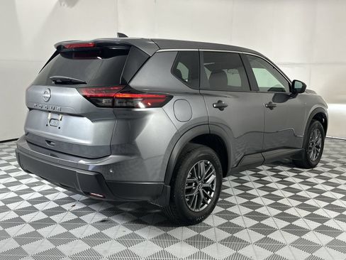 Certified 2026 Nissan Rogue S FWD image 8