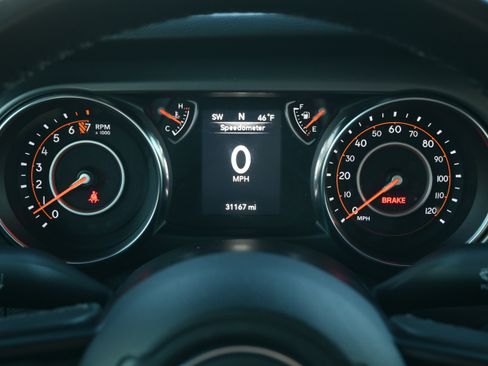 Used 2022 Jeep Gladiator Sport image 23