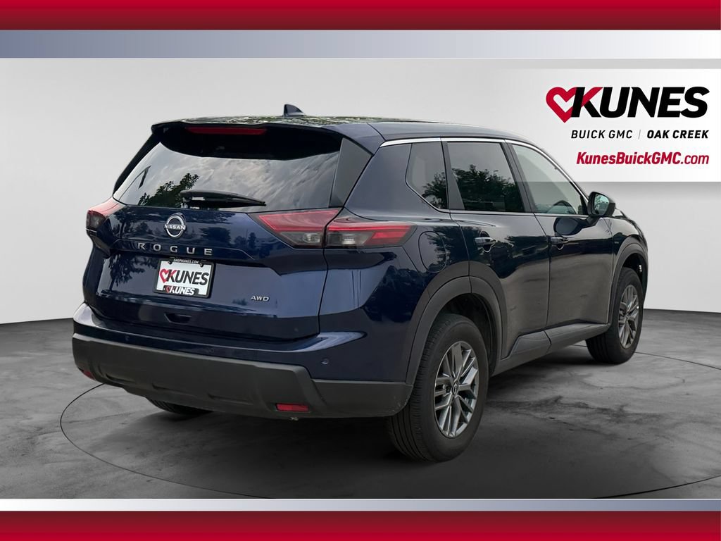 Used 2026 Nissan Rogue SV AWD/4WD image 10