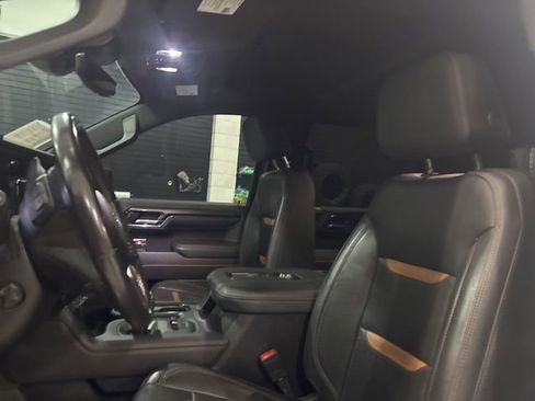Used 2022 GMC Sierra 1500 AT4 w/ AT4 Premium Package AWD/4WD image 11