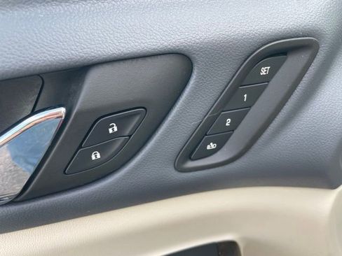 Used 2023 GMC Acadia Denali w/ Denali Ultimate Package image 13