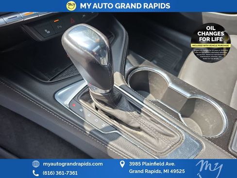 Used 2022 Cadillac CT4 Luxury w/ Sun And Sound Package AWD/4WD image 25