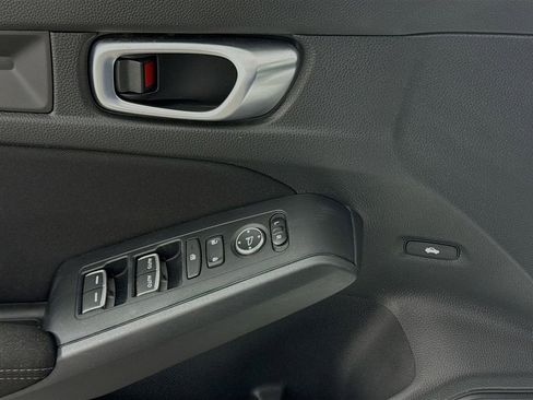 Used 2023 Honda Civic Sport image 14