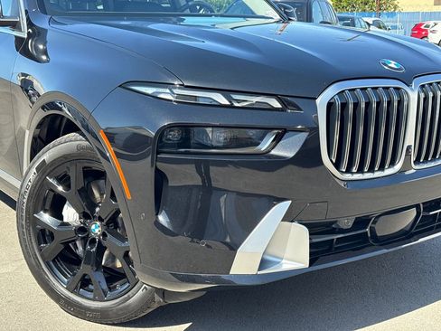 Used 2025 BMW X7 xDrive40i w/ Premium Package AWD/4WD image 6