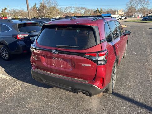 Used 2025 Subaru Forester Touring w/ Touring Package image 3