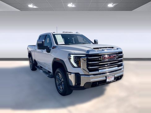 Used 2025 GMC Sierra 2500 SLT w/ SLT Convenience Package image 6