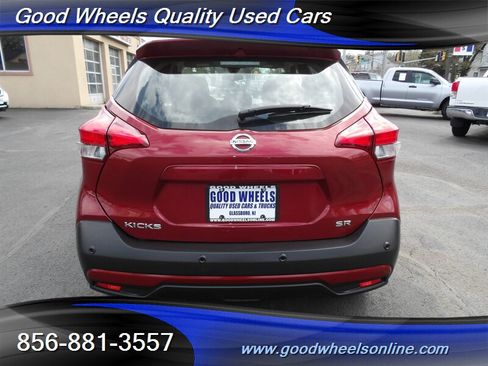 Used 2020 Nissan Kicks SR FWD image 6