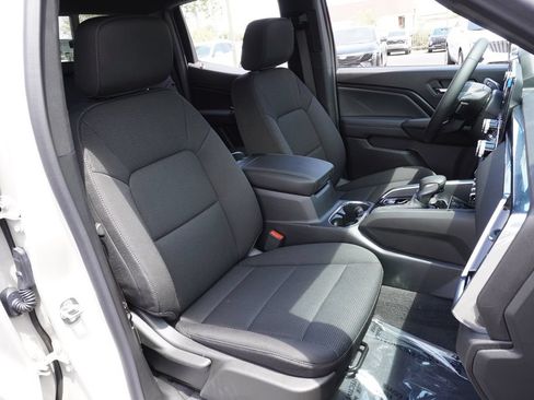 New 2026 GMC Canyon Elevation w/ Convenience Package RWD image 13