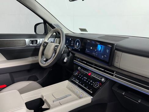 Used 2025 Hyundai Santa Fe Calligraphy FWD image 30