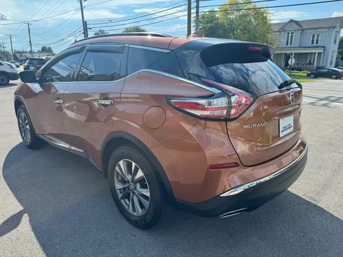 Used 2017 Nissan Murano SV AWD/4WD image 10