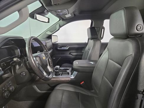 Used 2022 Chevrolet Silverado 1500 LTZ AWD/4WD image 13