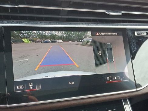 Used 2025 Audi Q7 3.0T Premium Plus image 21
