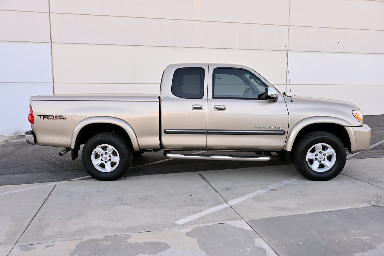 Used 2006 Toyota Tundra SR5 w/ TRD Off-Road Pkg AWD/4WD image 8