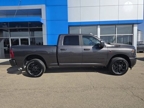 Used 2025 RAM 2500 Big Horn image 2