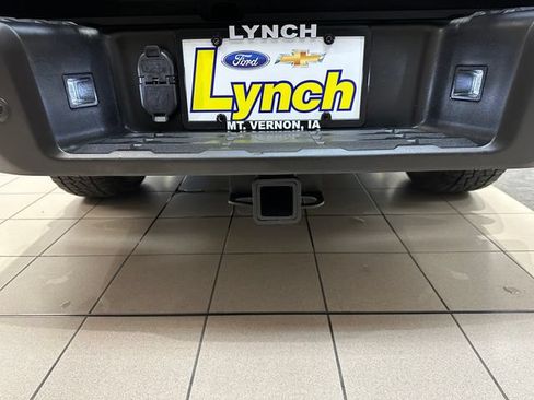 Used 2022 Nissan Frontier SV w/ SV Premium Package AWD/4WD image 26