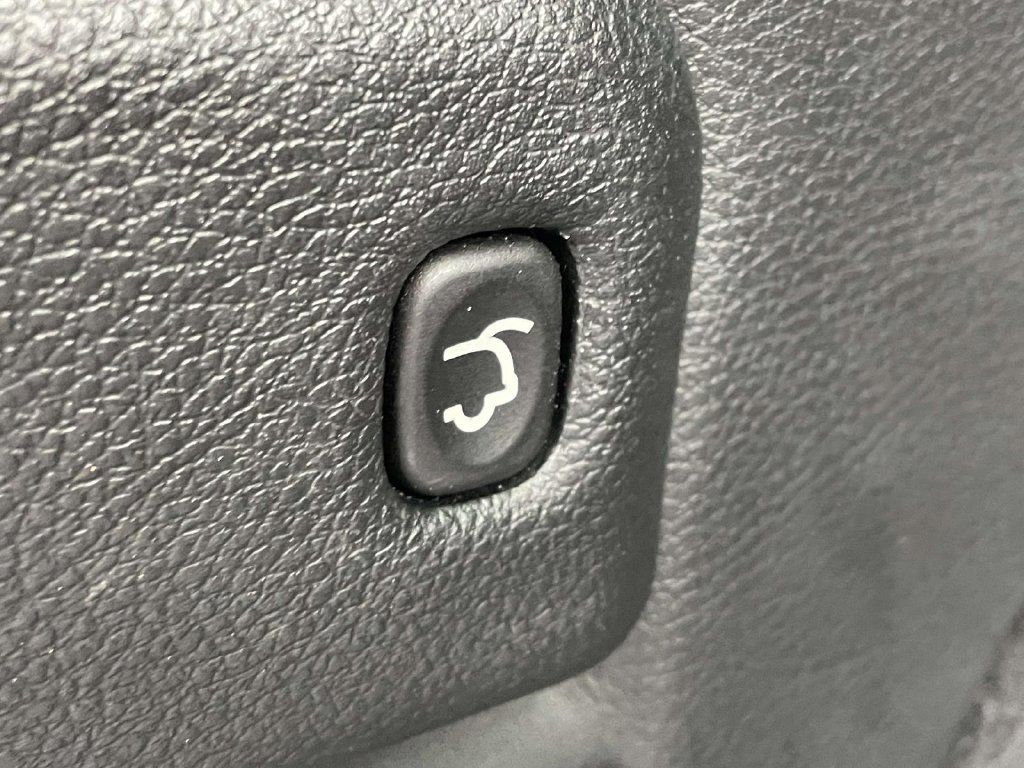 Certified 2020 Jeep Grand Cherokee Altitude AWD/4WD image 36