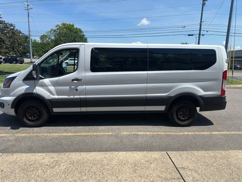 Used 2025 Ford Transit 350 XLT RWD image 7