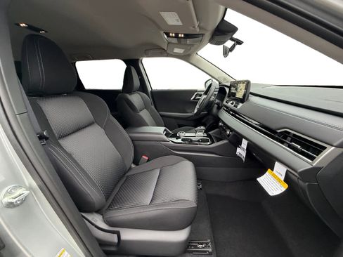 New 2026 Mitsubishi Outlander ES image 16