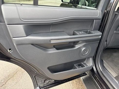 Used 2024 Ford Expedition XLT AWD/4WD image 20