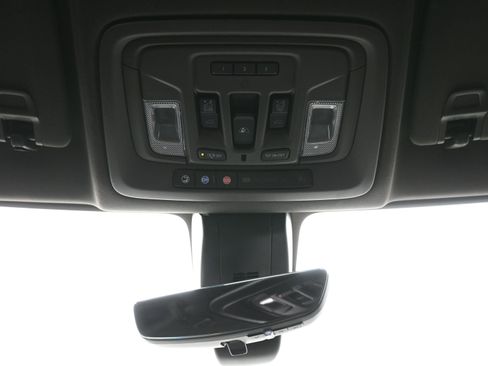 Used 2020 GMC Sierra 2500 Denali w/ Denali Ultimate Package image 28