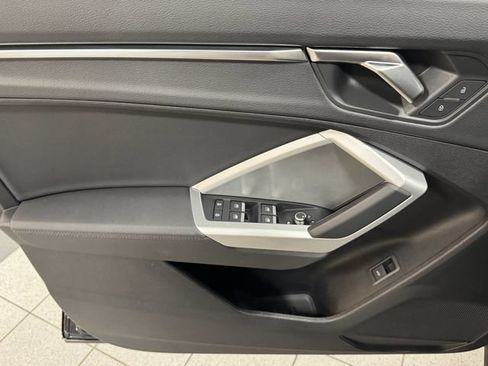 Certified 2025 Audi Q3 2.0T Premium AWD/4WD image 28