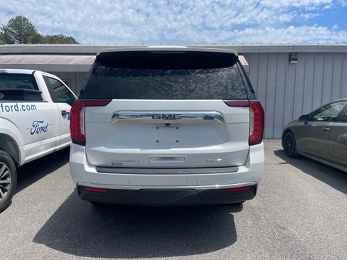 Used 2021 GMC Yukon SLT w/ SLT Premium Package AWD/4WD image 15
