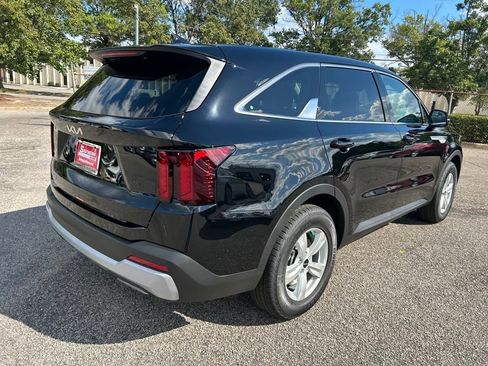 New 2026 Kia Sorento LX FWD image 5