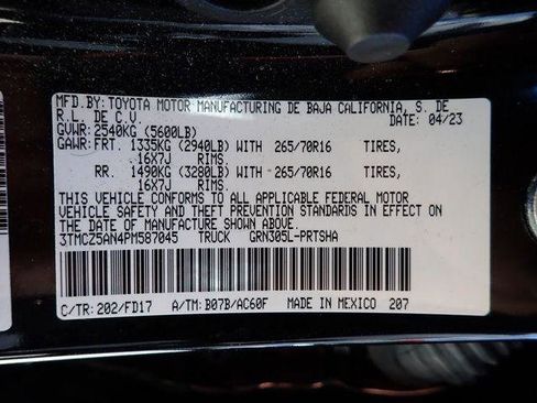 Certified 2023 Toyota Tacoma TRD Off-Road w/ Technology Package image 22