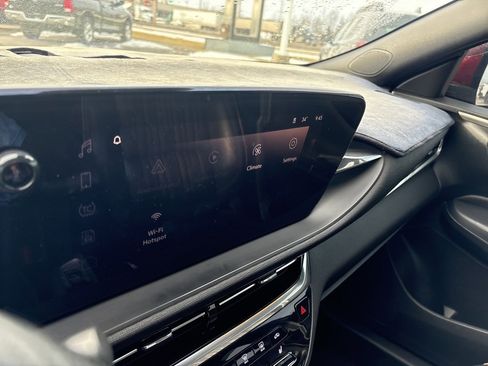 Used 2024 Buick Envista Avenir image 42