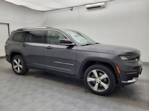 Used 2021 Jeep Grand Cherokee L Limited AWD/4WD image 11