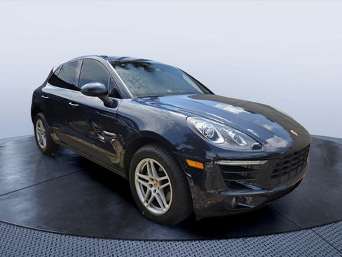 Used 2017 Porsche Macan AWD/4WD image 1