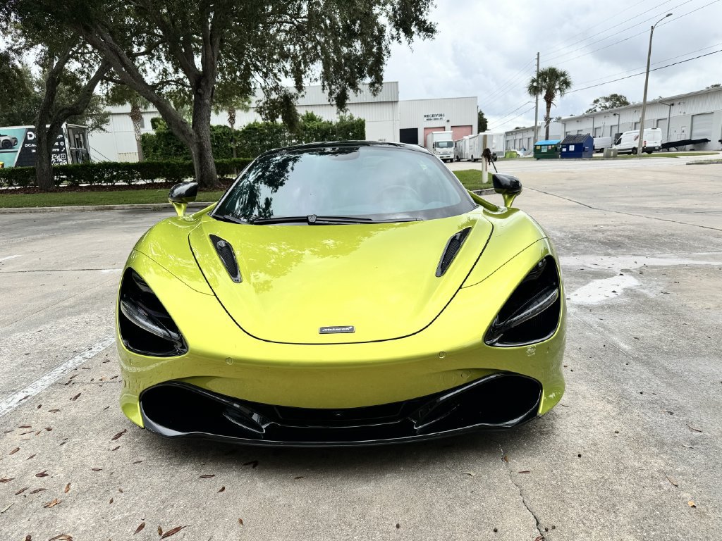 Used 2022 McLaren 720S Performance RWD image 3