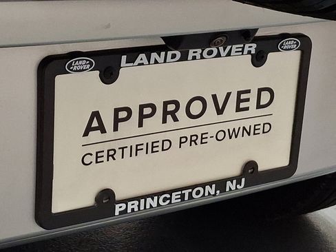 Certified 2025 Land Rover Defender 110 S image 30