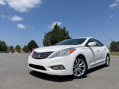Used 2012 Hyundai Azera FWD image 1