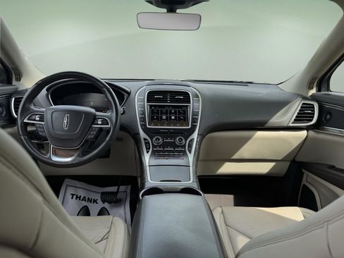 Used 2019 Lincoln Nautilus Reserve AWD/4WD image 17