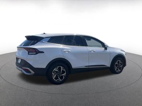 Used 2025 Kia Sportage LX FWD image 15