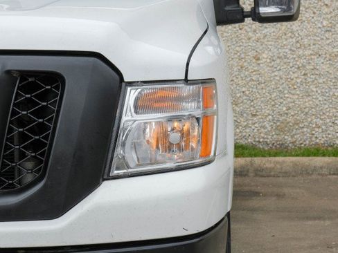 Used 2020 Nissan NV 2500 SV w/ Navigation Package image 39