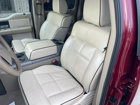 Used 2006 Lincoln Mark LT 4x4 image 28