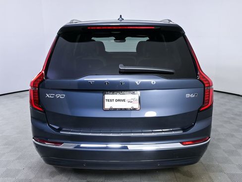 Certified 2026 Volvo XC90 B6 Plus w/ Protection Package Premier AWD/4WD image 32
