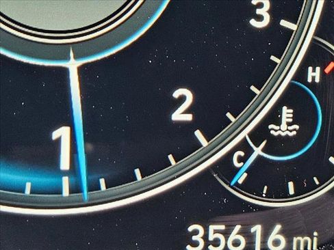 Used 2020 Hyundai Palisade Limited image 15