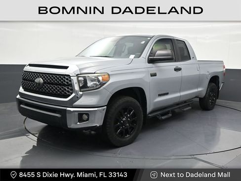 Used 2020 Toyota Tundra SR5 w/ SR5 Upgrade Package RWD image 1
